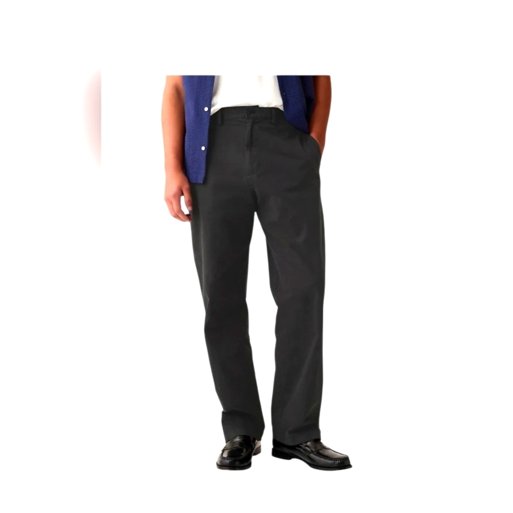 GAP Men's Relaxed Navy Khakis Size 36x34